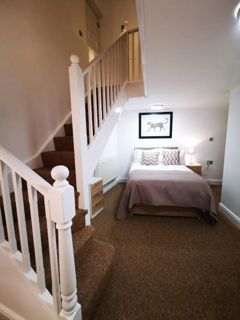 לונדון Capital Host- Apartments Euston מראה חיצוני תמונה