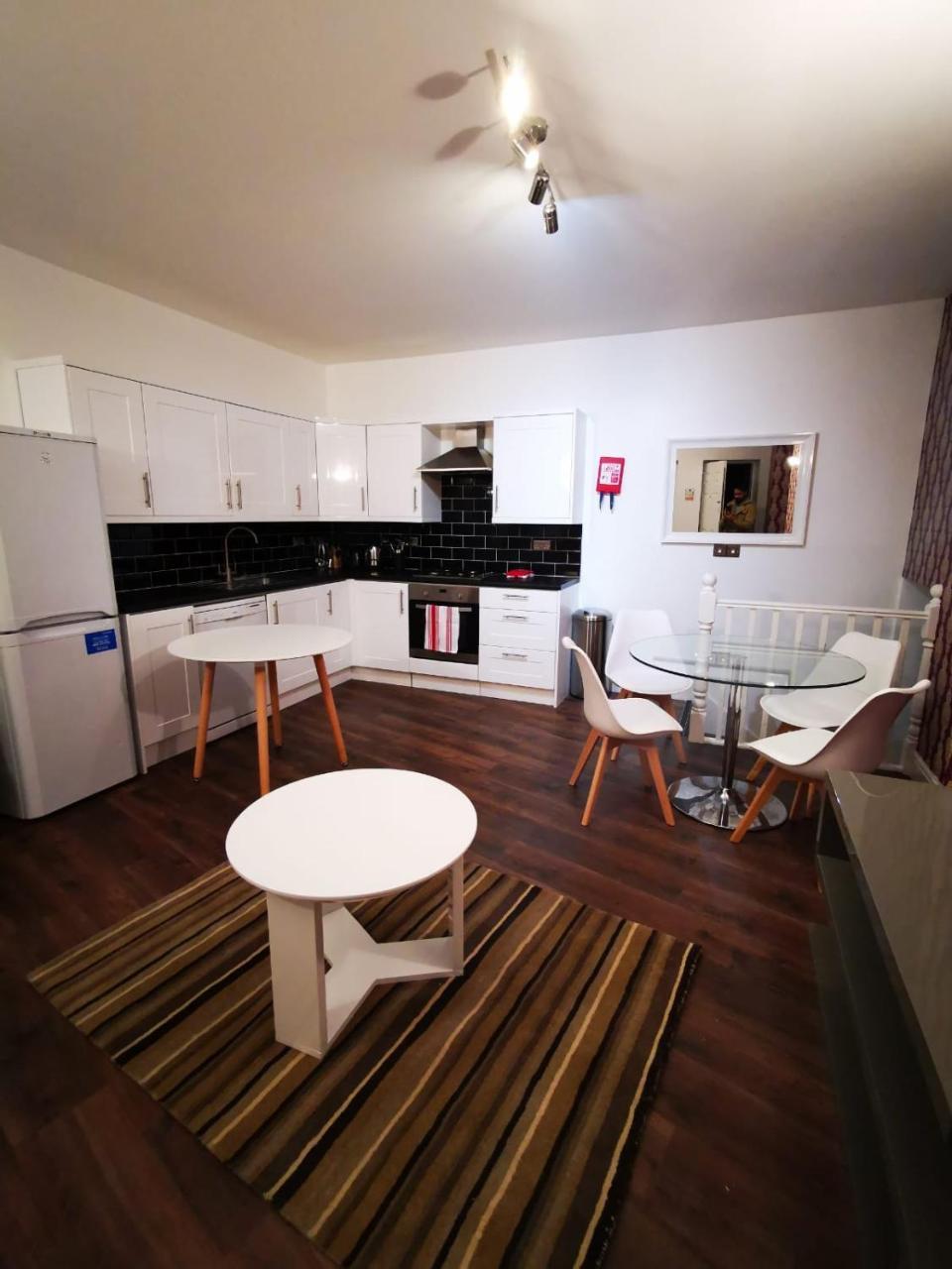 לונדון Capital Host- Apartments Euston מראה חיצוני תמונה