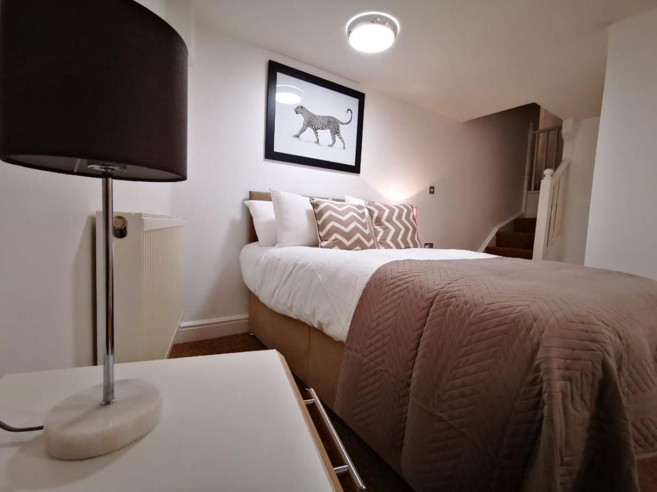 לונדון Capital Host- Apartments Euston מראה חיצוני תמונה